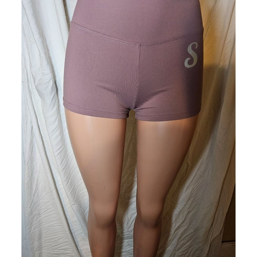 SilhLuxe Activewear Women Legging Shorts Dark Rose High Waist Yoga Workout